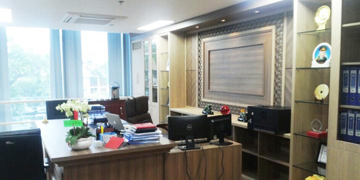 Xem phong thủy bàn làm việc tuổi Dậu để công danh phát triển | Tử Vi Cổ Học