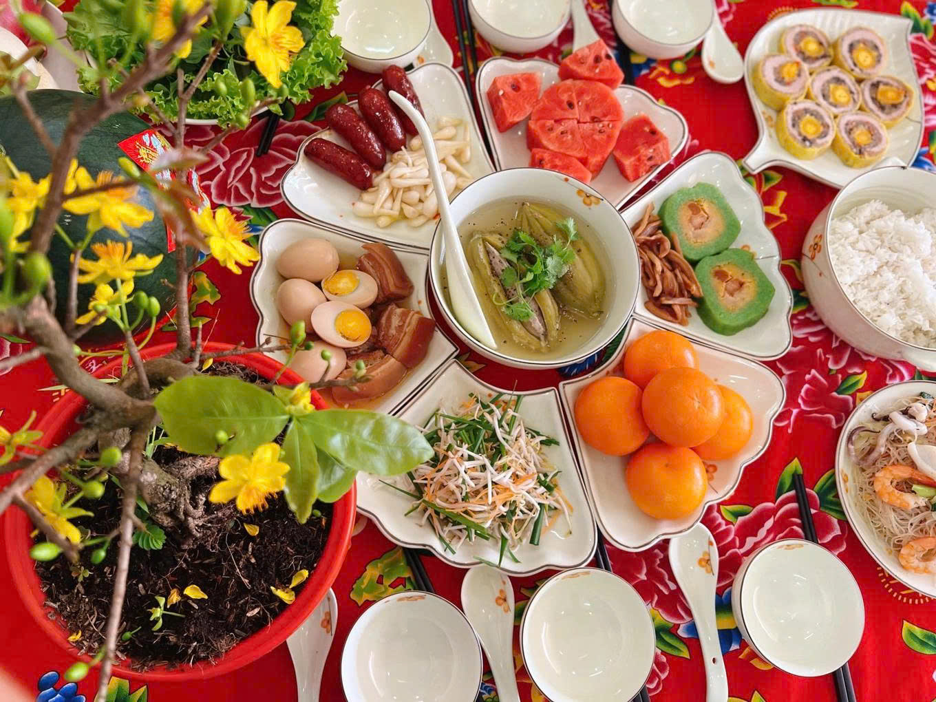 Mâm cúng tất niên miền Nam (Ảnh: Huỳnh Hồng Đào).